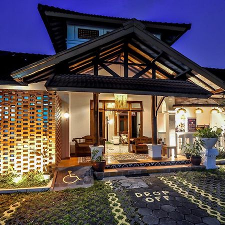 Rumah Mertua Heritage Sleman  Exteriör bild